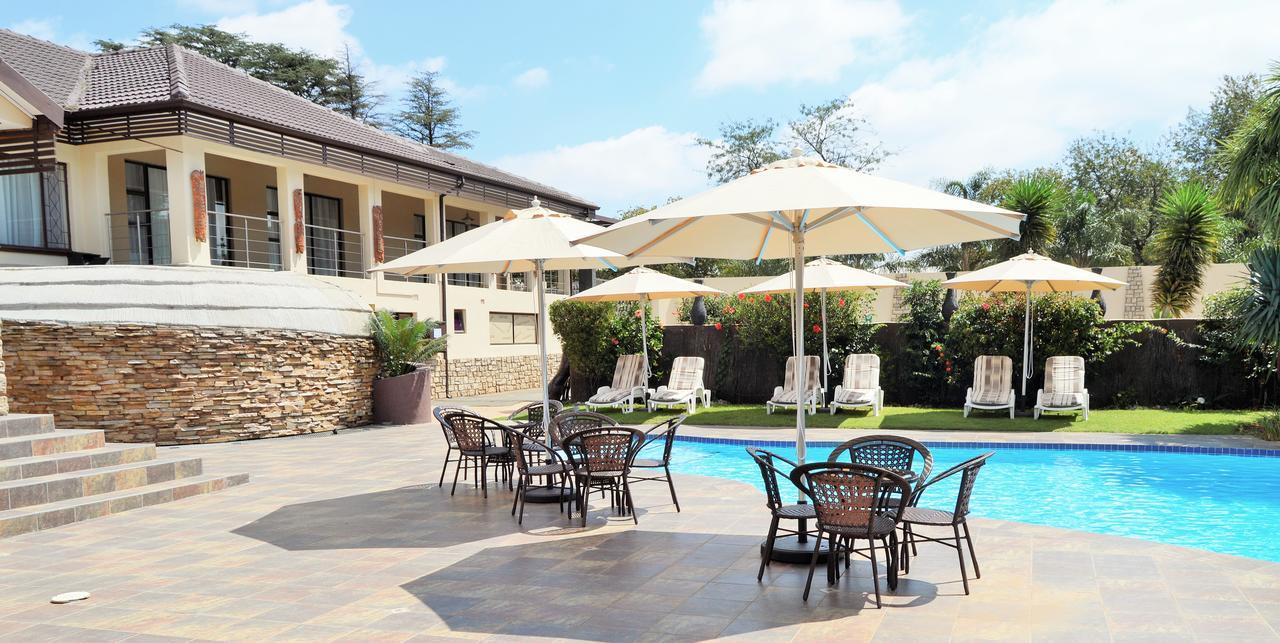 Ecotel Premier Lodge & Conference Centre เบโนนิ ภายนอก รูปภาพ